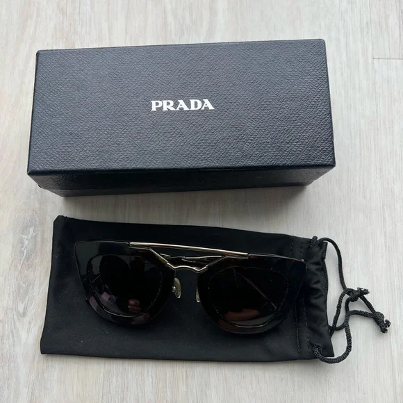 Prada Tortoise Shell Wayfarer Gradient Sunglasses SPR 09Q - Picture 3 of 3